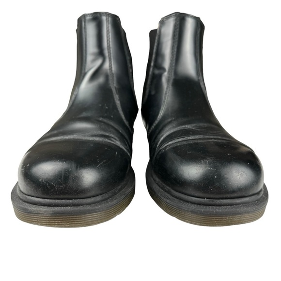 Dr. Martens 2976 Smooth Leather Chelsea Boots main image 5